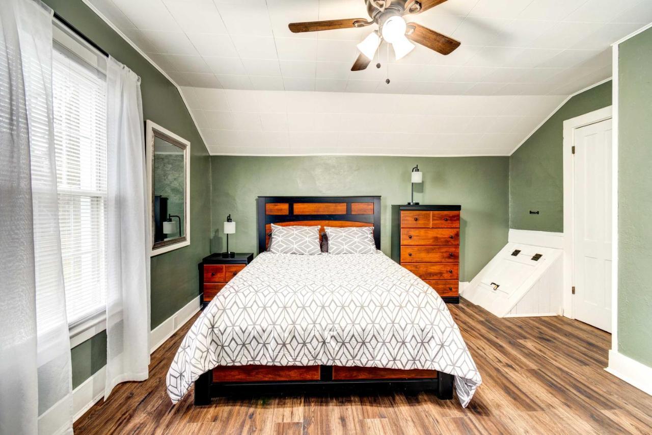 Sodus Point Home - Walkable To Beach! Luaran gambar